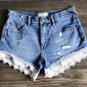 Free People Crochet Lace Hem Jean Shorts Distressed Boho 25